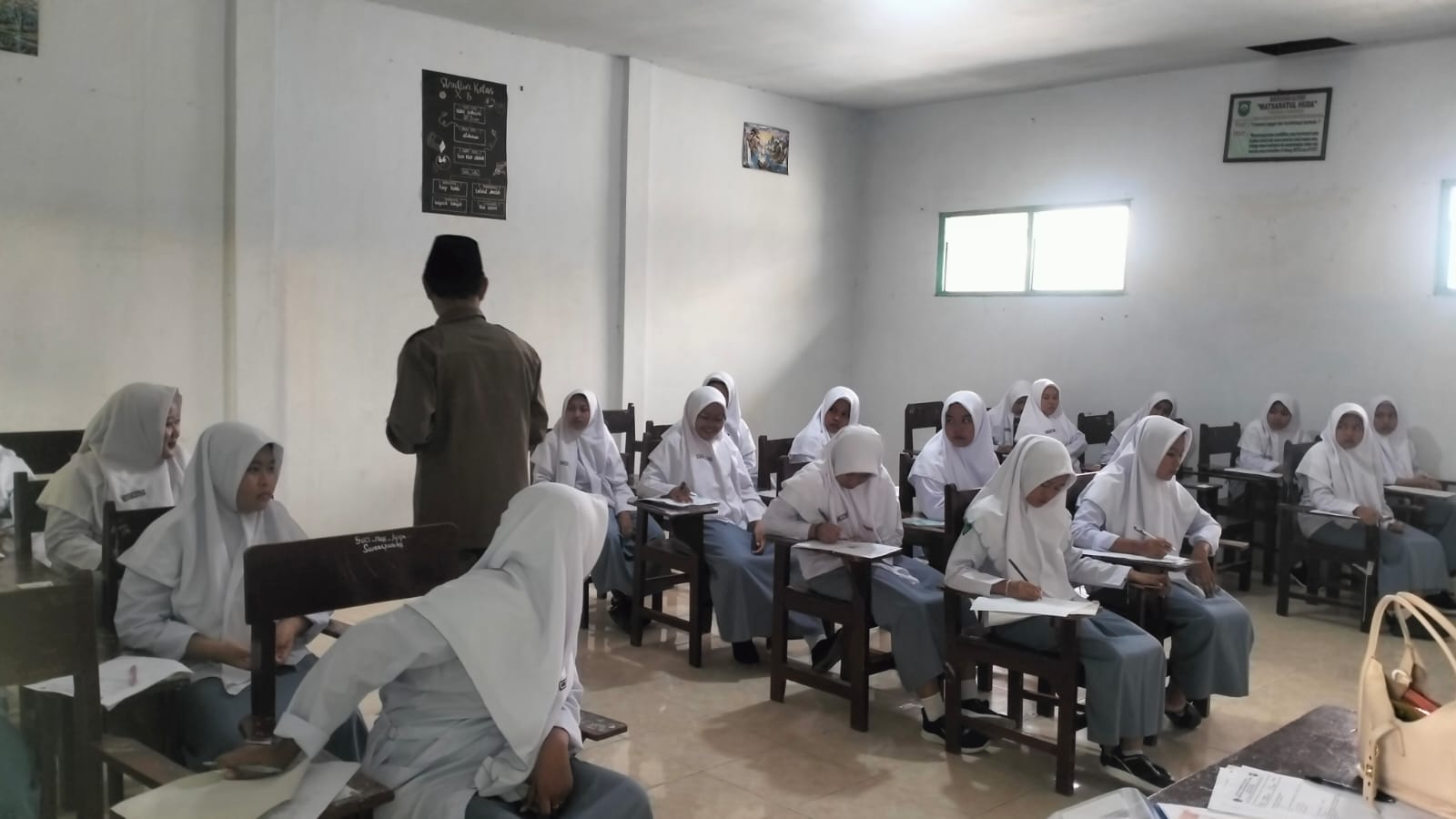 Penilaian Akhir Semester (PAS) Ganjil