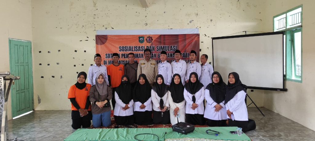 Wujudkan Sekolah Tangguh, MA Matsaratul Huda Gelar Sosialisasi dan Simulasi SPAB